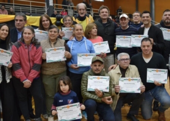 La APBB reconoció a jugadores históricos 