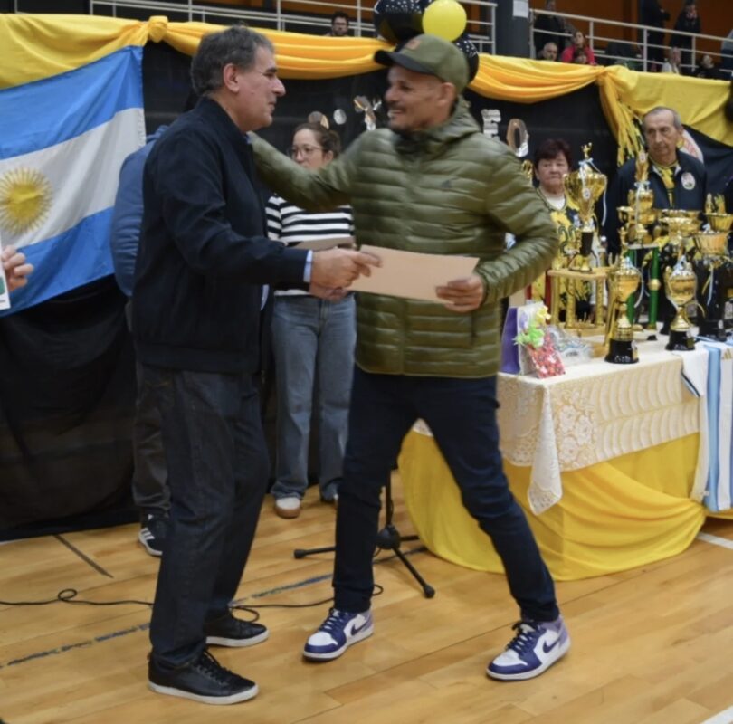 La APBB reconoció a jugadores históricos 9 La APBB reconoció a jugadores históricos 8