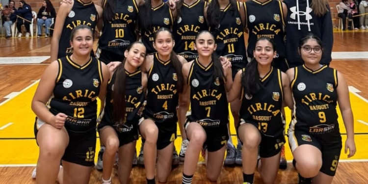 Tirica rugió fuerte y se quedó con el Top4 U15 Femenino 1 Tirica rugió fuerte y se quedó con el Top4 U15 Femenino