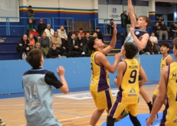 Capri y OTC arrancaron arriba en el Top 4 U17