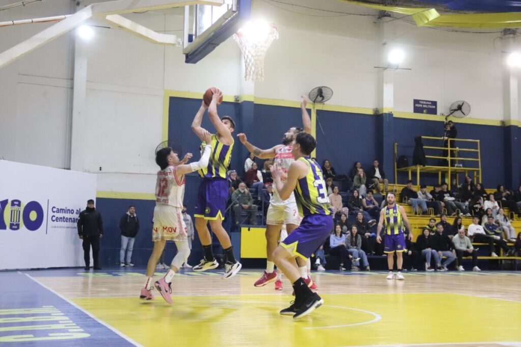 Mitre volvió a festejar y liquidó la serie 5 Mitre volvió a festejar y liquidó la serie 4