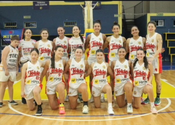 Posadas se viste de clásico en el arranque de las semifinales