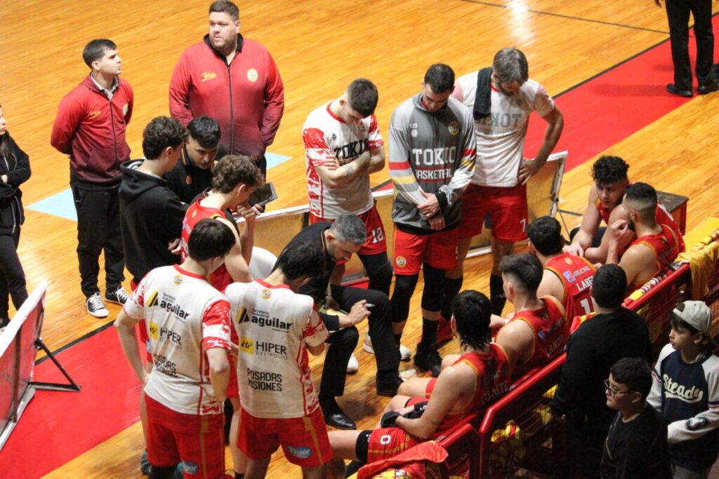 Tokio ganó y forzó un tercer juego 2