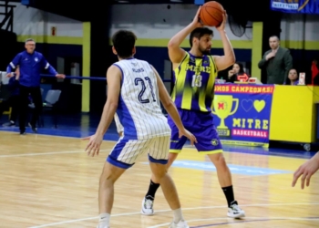 Carácter “auriazul”: Mitre volvió a ganar y se metió en cuartos de final 
