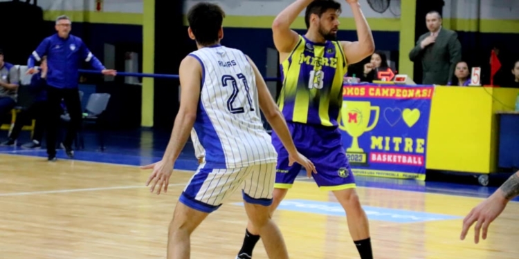 Carácter “auriazul”: Mitre volvió a ganar y se metió en cuartos de final 1 Carácter “auriazul”: Mitre volvió a ganar y se metió en cuartos de final