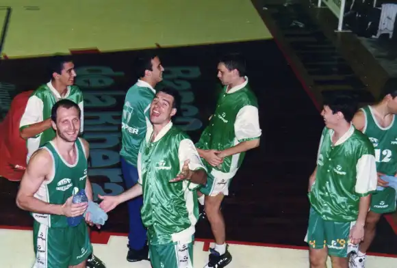 Un ascenso para festejarlo y valorarlo 5 Un ascenso para festejarlo y valorarlo 4