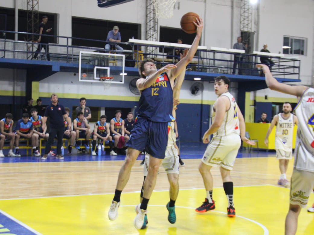 Capri manejó el partido y se quedó con el duelo ante Mitre 7 Capri manejó el partido y se quedó con el duelo ante Mitre 6