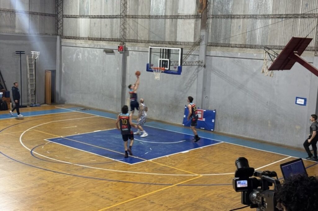 Triunfo aplastante de CAPRI para seguir invicto  4