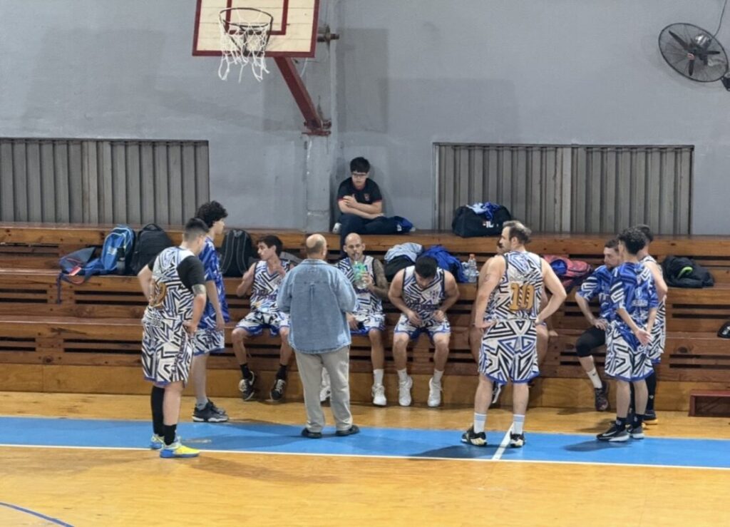 Triunfo aplastante de CAPRI para seguir invicto  8