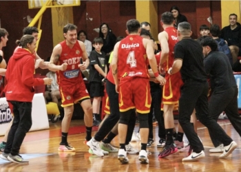 Tokio ganó, sigue invicto y se aseguró el 1